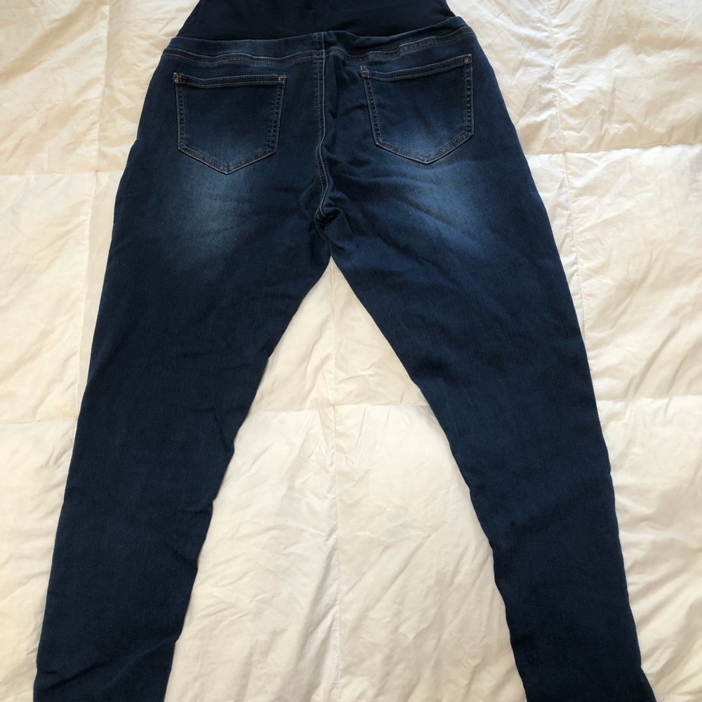 Maternity jeans dark wash